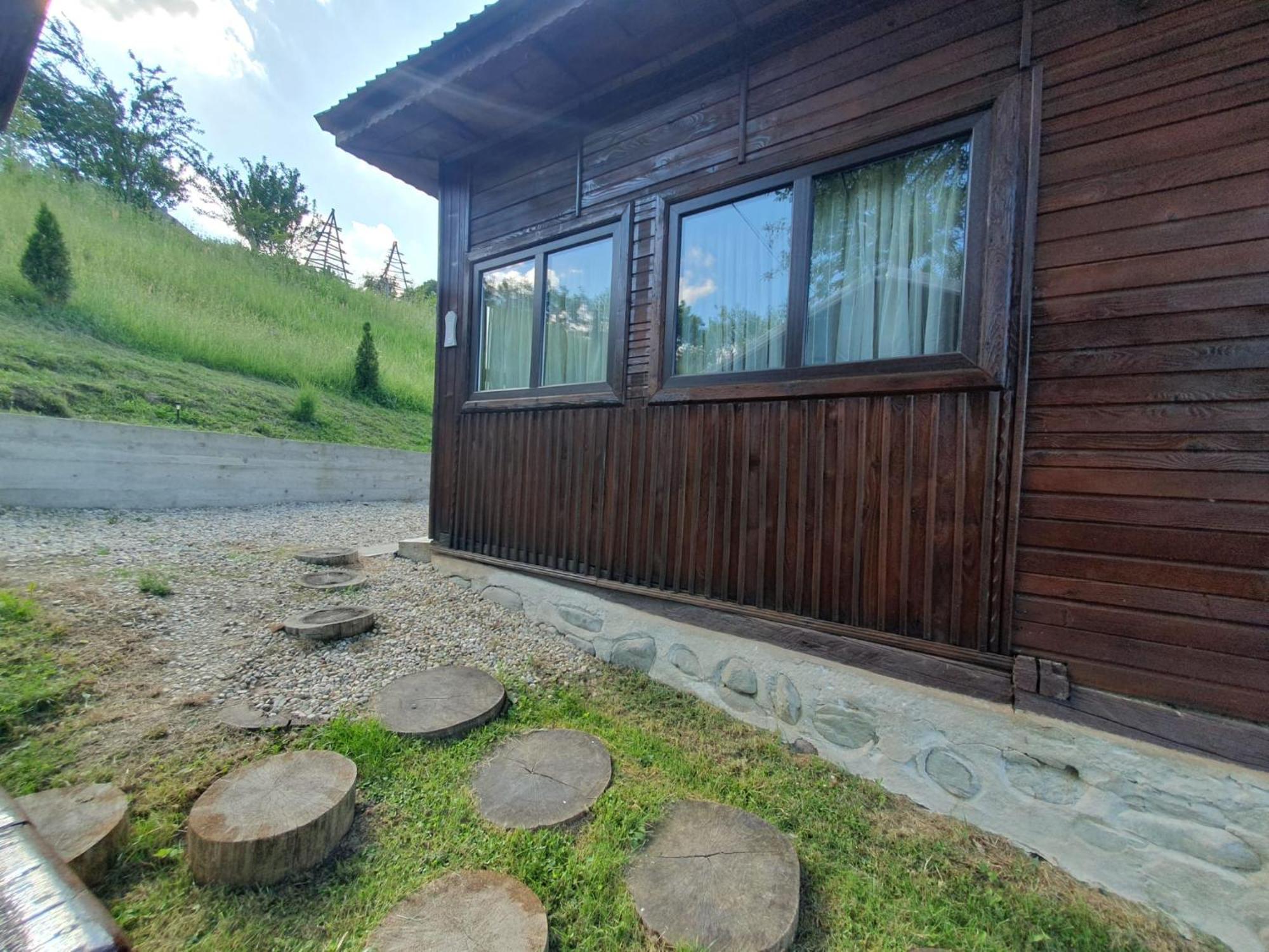 Cabana Valea Lui Mas Robaia Ngoại thất bức ảnh